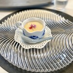 館山美食倶楽部 - ■绍兴酒布丁■ 紹興酒杏仁豆腐