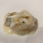 ビストロfun - 牡蠣１個のアップ