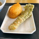 どんどん庵 - いなり140円　ちくわの磯辺揚げ160円