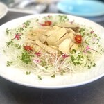 館山美食倶楽部 - ■白斩鸡■ 対馬地鶏の丸ごと姿蒸し、生姜のソース