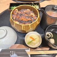 うなぎ四代目菊川 東京駅黒塀横丁店 - 