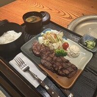 スギモト 本店 - 牛ヒレ網焼き定食
