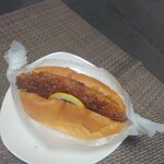 ベル - 白身フライのパン    ￥270