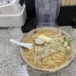 ラーメン 八龍 - 