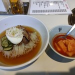 食道園 - 時間差で冷麺到着
