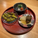 虎ノ門 とだか - サンマのオイル煮　枝豆の山椒煮　黒バイ貝のうま煮