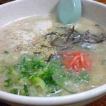 天々飯店 - とんこつラーメン