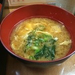 家庭料理　味彩 - 豆腐、ワカメ、玉子と、具沢山の味噌汁