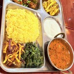 プルジャ ダイニング - 