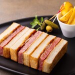 LOUNGE & BAR - ステーキサンド