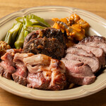 北の恵みと沖縄料理 大衆酒場 こりす - マトンロースト盛り合わせ