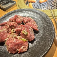 ホルモン焼肉 富や 栄店 - 