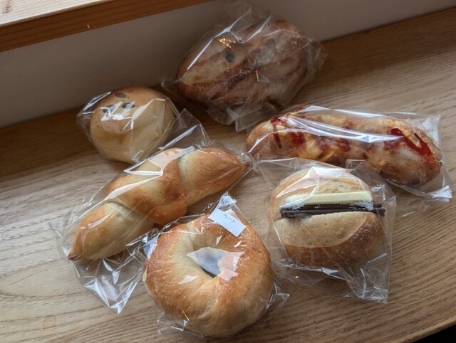 小さなパン店 リッカ ロッカ 美馬牛 | 焼きたてパンの小さなベーカリー