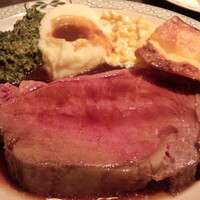 ロウリーズ・ザ・プライムリブ 恵比寿ガーデンプレイス店 -  ロウリーズ・ザ・プライムリブ 恵比寿ガーデンプレイス店 -