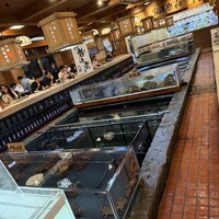 博多料亭 稚加榮 - 生簀