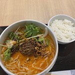 蔭山樓 - 特製担々麺　大盛り　小ご飯セット