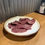 炭火焼肉ホルモンさわいし - 