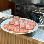 炭火焼肉ホルモンさわいし - 