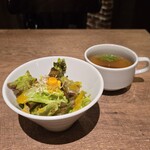 肉とワインの酒場 新宿 Wolfun - 