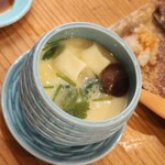 牡蠣ノ上にも三年 - 