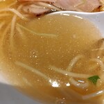 麺家 たけ田 - スープの感じ