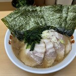 横浜ラーメン 町田家 - 