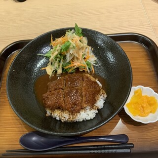 うしくんの加古川かつめし亭_0