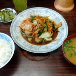 みっちゃん食堂 - 日替り定食(野菜炒め)  850円