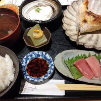 鮨・串揚げ 春夏秋冬 - 