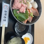釣りよかでしょう。×ますよね 海鮮丼屋 - 