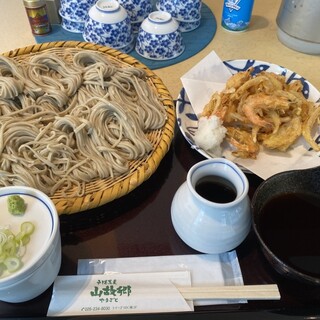 戸隠蕎麦やまざと_1