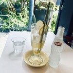 ア・ピース・オブ・ケイク - 