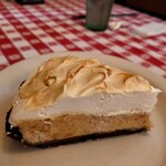 Troubadour - peanuts butter chocolate pie 