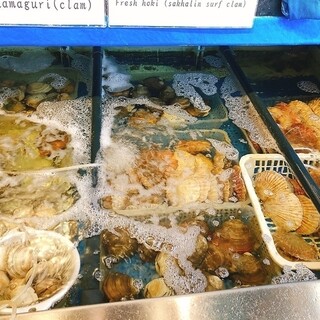 鮮度抜群浜焼きで乾杯！！