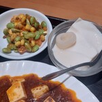 一味玲玲 - 副菜と杏仁豆腐