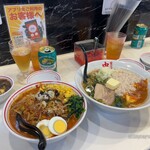 蒙古タンメン中本 - 