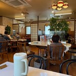 美食人 エピキュア 歓歓 - テーブル席  小上がり