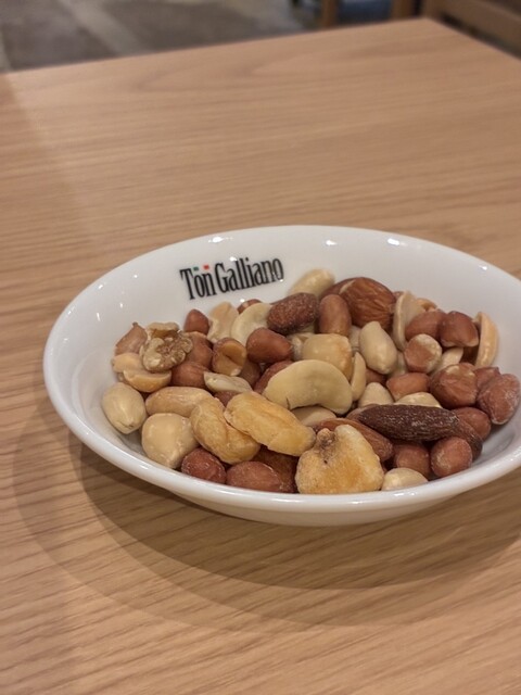 TONGALLIANO Jinryo Ekimae Ten