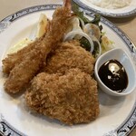 レストラン カナル - エビフライとヒレカツのサラダ添え