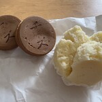 高橋まんじゅう屋 - 大判焼(チーズ) と 蒸しパン