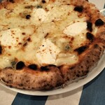 ピッツェリア マルデナポリ - 料理写真: