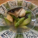 津軽割烹未来 - 陸奥湾のホタテと椎茸に津軽平野のアスパラ