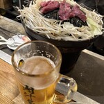 羊肉炭火焼 肉汁屋 - 