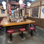 家家家 - 店内
