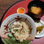 閑祥庵 禅紫 - 松茸の土鍋炊きご飯