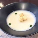 ペルー料理 DESTINO51 - 白とうもろこしのスープ✨