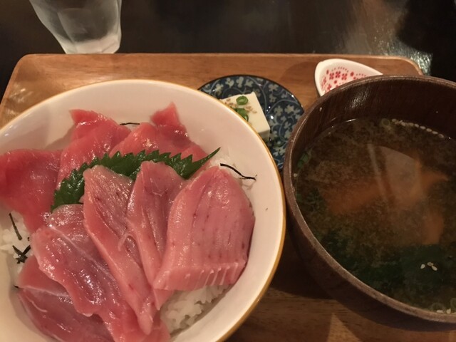 MAGURO GARAGE （マグロガレージ） - 伏見桃山/海鮮丼 | 食べログ