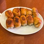 ホワイト餃子 - ８個定食（16個の２個がこっちに）