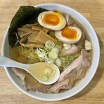 塩ラーメン空海 - 塩ラーメンねぎ油＋味つけ玉子