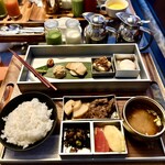 Kyukaruizawa KIKYO Curio Collection by Hilton